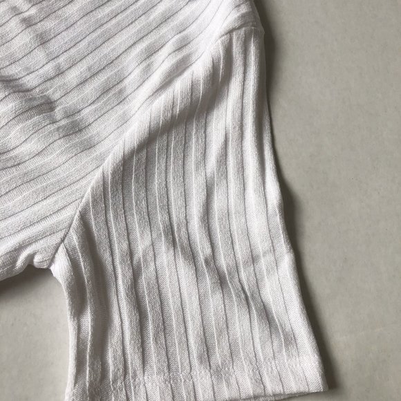 Zara White Front Knotted Crop Top Size M NWOT - Picture 3 of 5